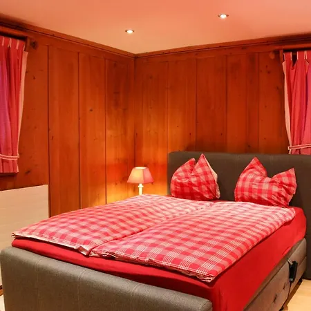 Apartment Surlej