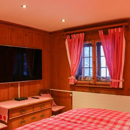 Apartment Surlej